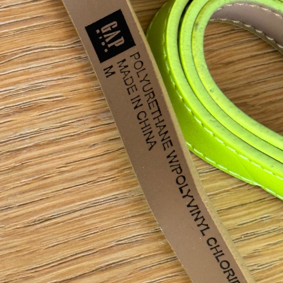 GAP, girls belts (2) in size M - Picture 3 of 9